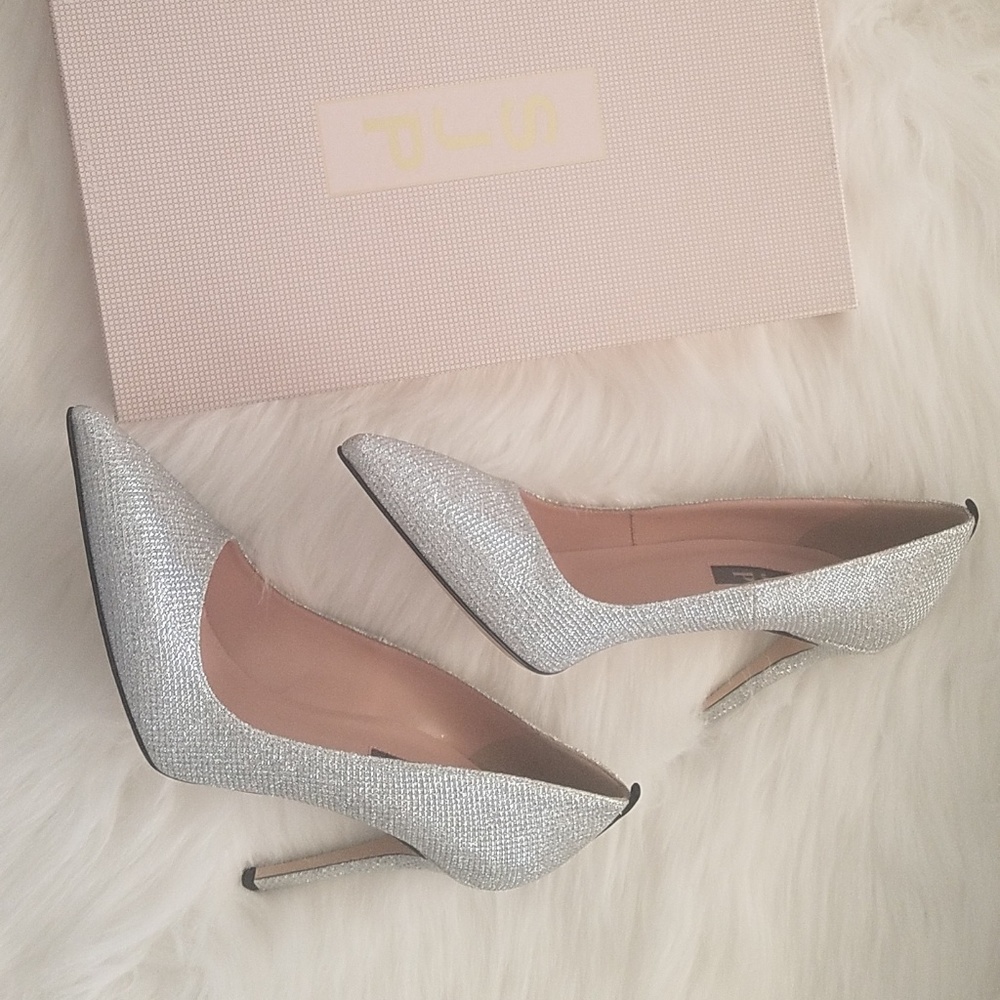 SJP by Sarah Jessica Parker Fawn Luminor 39